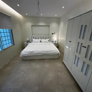 Private Entrance With Garage Riyadh