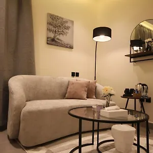 Nora 4 Cozy & Stylish Apartment