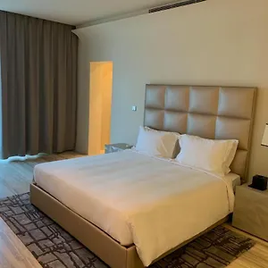 Damac Tower By Fendi アパートホテル