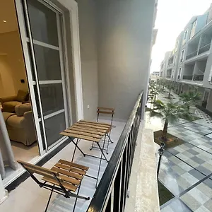 شقة قطون - حطين K4 - بلكونة مطلّة عالممشى