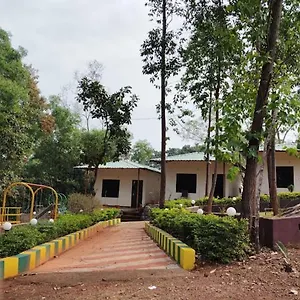 Отель White Elephant Restaurant & Gokarna