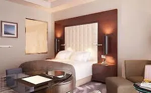 Hilton & Residences 5* Riyad