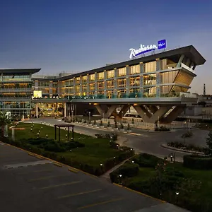 Radisson Blu Convention And Exhibition Center Отель Эр-Рияд