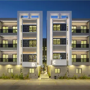 شقة فاخرة بمرافق فندقية 5 نجوم - مسبح - جيم Luxury With 5 Star Facilities *