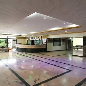 فندق القبة الذهبية 2* الرياض