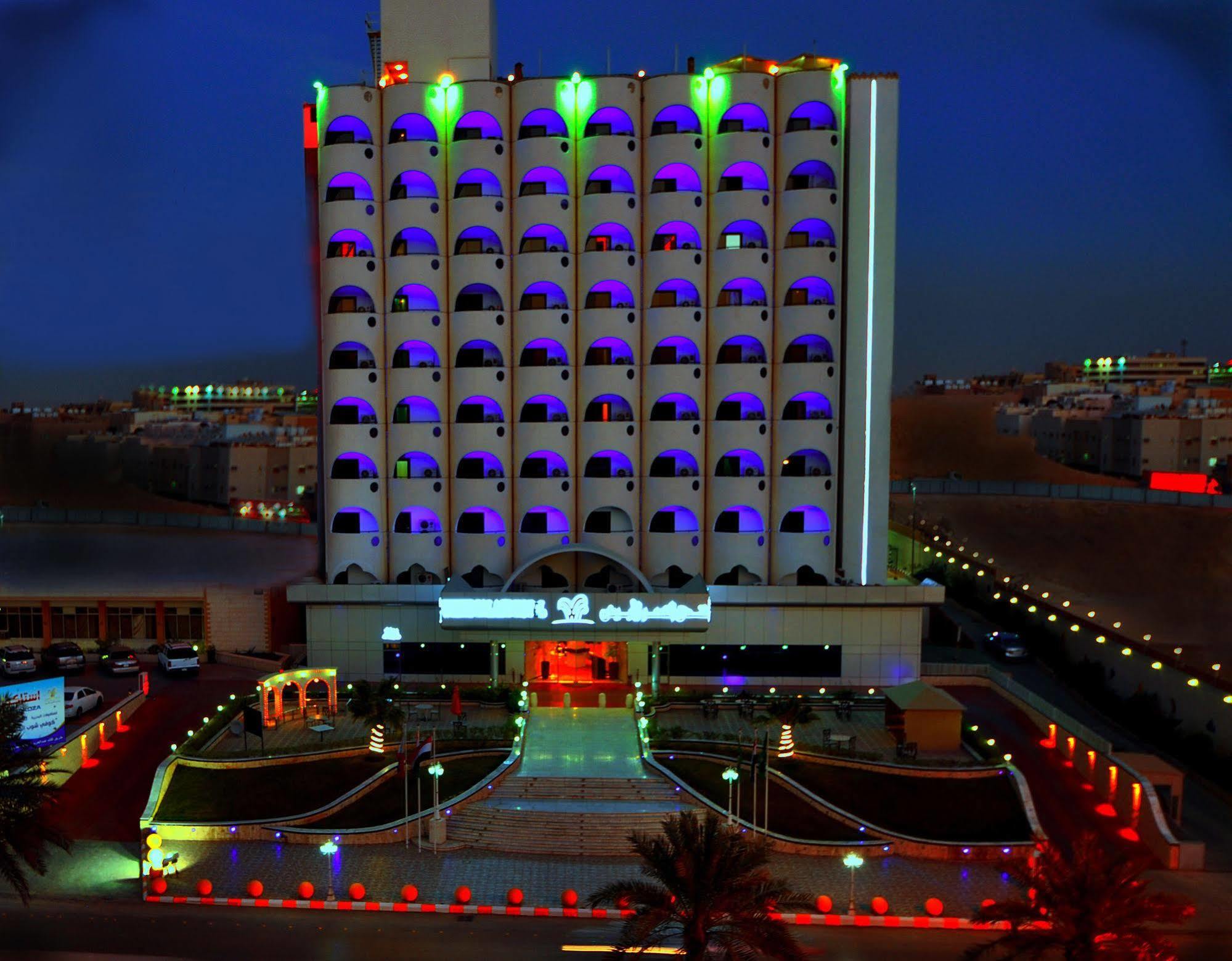 pic-white-palace-hotel-riyadh-25.JPEG